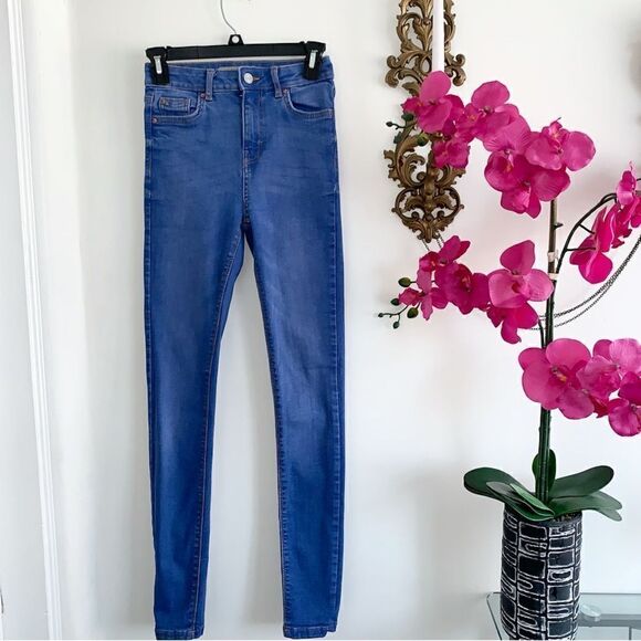 HIGH WAIST JEANS - Picture 3 of 8